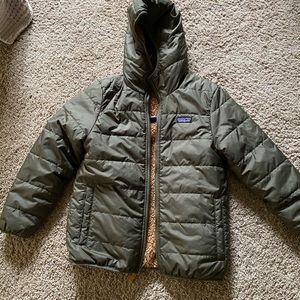 Patagonia Kids' Reversible Ready Freddy Hoody. Olive green. Size medium
